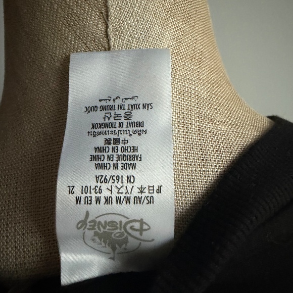 Walt Disney World Mickey Print Long Sleeve Size Medium Unisex - Picture 4 of 6